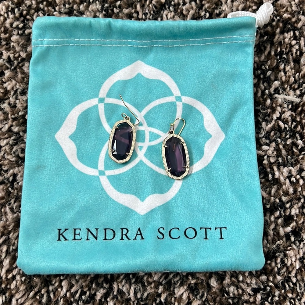 Kendra Scott Lee earrings - translucent purple